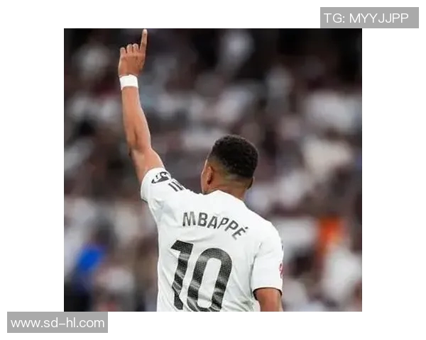 皇马签下法国新星姆巴佩：银河战舰再添璀璨之星